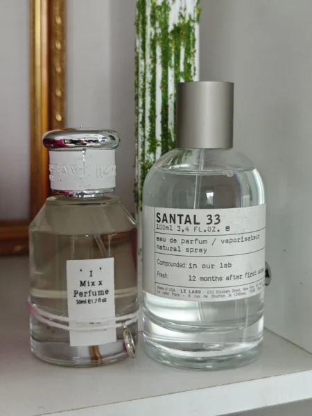 Preisvergleich und Kostenstruktur: Luxus-Parfüm Santal 33 versus hochwertige Extrait de Parfum Alternative
