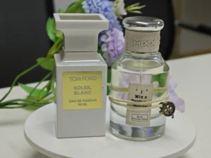 How to: Wie man den besten Tom Ford Soleil Blanc Dupe findet – Zara Alternative vs. IMIXX Lieferketten-Geheimnisse 1 Tom Ford Soleil Blanc Original im Vergleich mit einem hochwertigen Parfum Zwilling für den Sommer