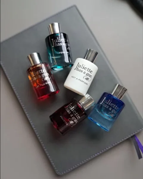 How-To: How to Find the Best Cruelty-Free Alternatives to Juliette Has A Gun Tierversuchsfrei (An Expert Guide from the Fragrance Supply Chain) 7 Direkter Vergleich zwischen einem teuren Nischenparfüm und einer tierversuchsfreien Alternative mit Cetalox