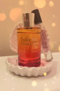 Preis-Leistungs-Vergleich: Designer-Parfum gegen Extrait de Parfum Alternative ohne Marketingkosten