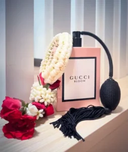 How to: Den perfekten Gucci Bloom Parfum Dupe finden – Ein Insider-Blick in die Parfümindustrie 2 Imixx No. 43 als langanhaltende Parfum Alternative im direkten Lieferketten-Vergleich zu einem klassischen weißen Blüten Duft