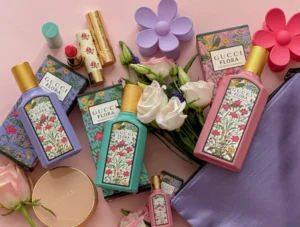 Flakon-Vergleich: Teures Designer-Parfum neben einer minimalistischen Duft-Alternative mit Fokus auf reine Parfümöl-Konzentration und Inhaltsstoffe.