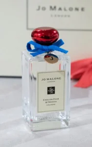 How to Find the Best Jo Malone French Lime Blossom Dupe in Germany: Ein Parfümeur- und Factory-Guide von IMIXX 2 Side by side comparison of luxury fragrance and affordable fresh floral perfume alternative in Germany